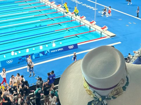4x100m Women’s Silver Medal - Pool Jump